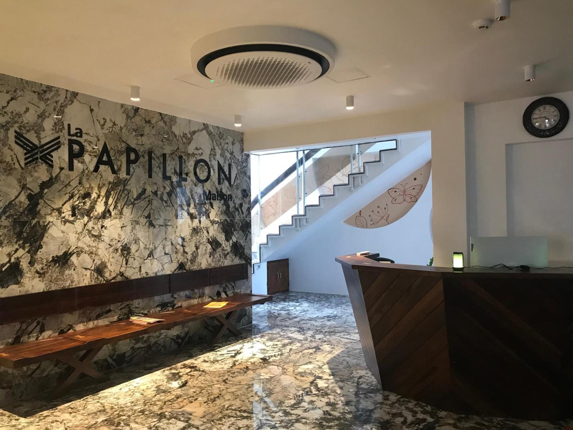 La Papillon Maison Pondicherry Bagian luar foto